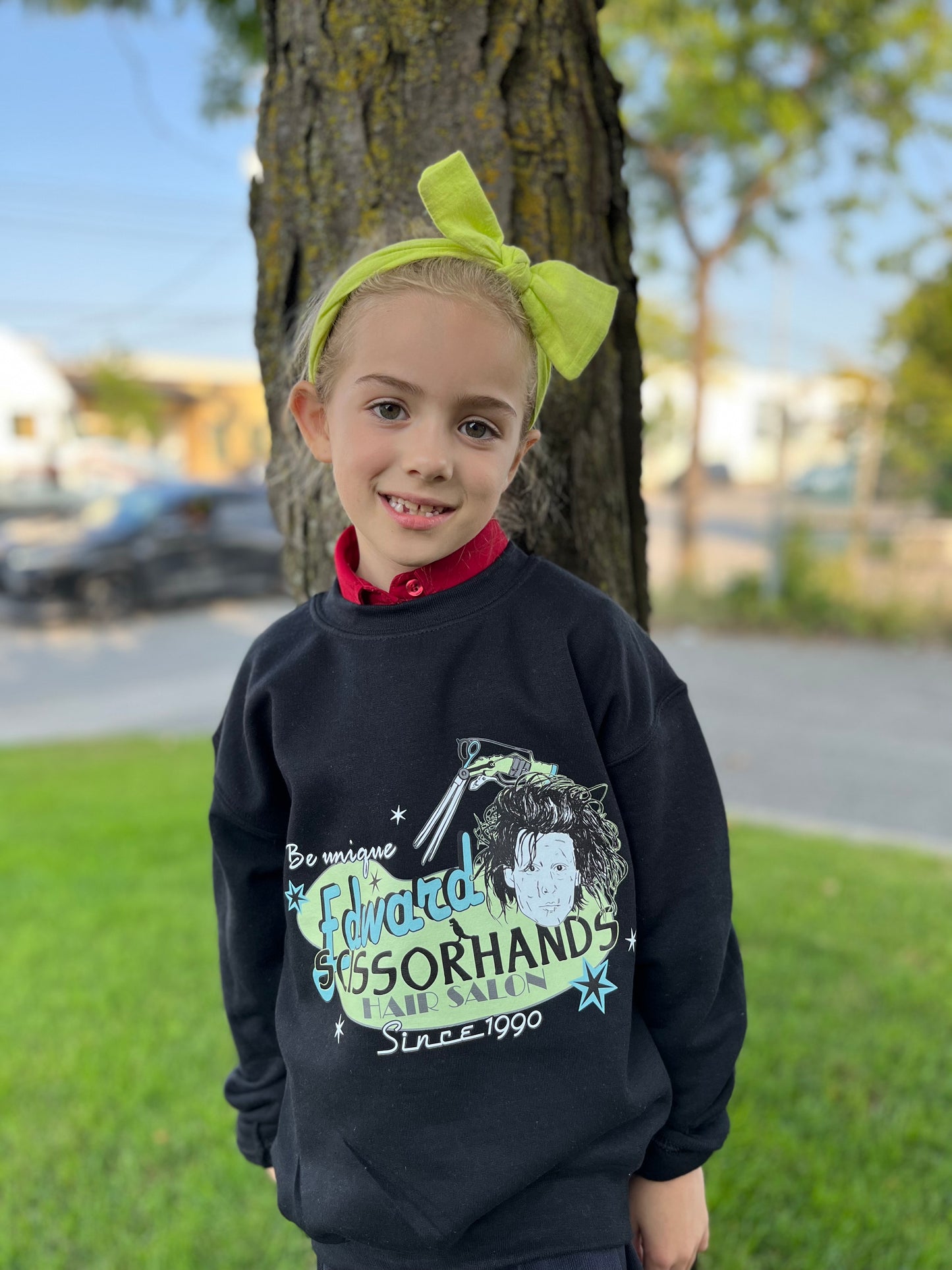 Edward Scissorhands Hair Salon crewneck vintage ENFANT