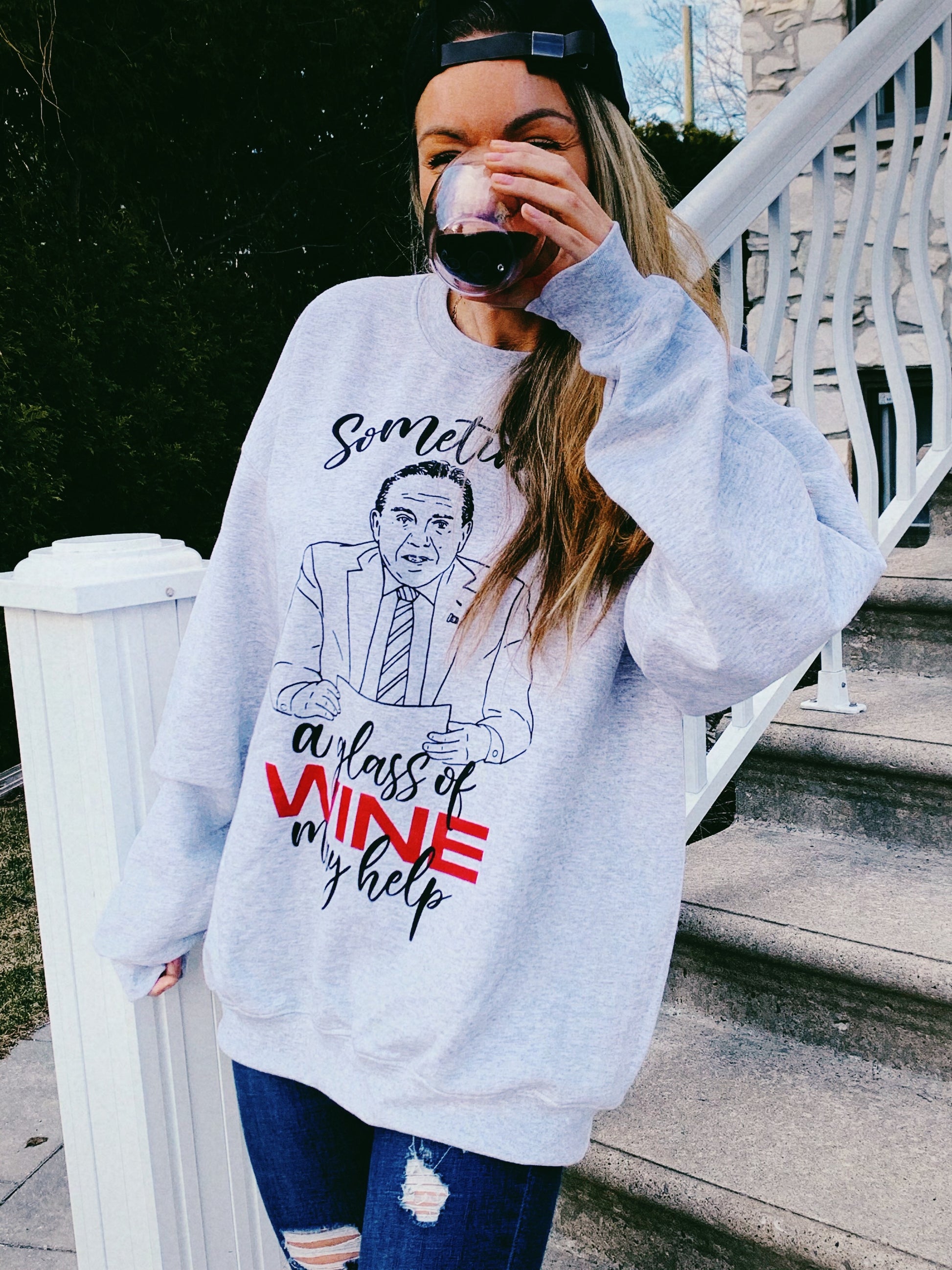 Sometimes a glass of wine may help (crewneck) - Tamelo boutique